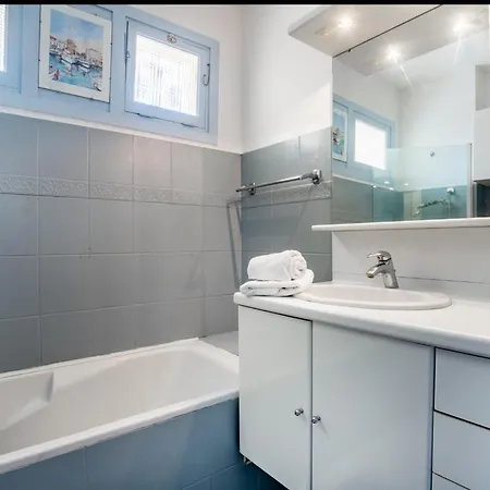 Belle Arboree, Climatise, Piscine, A 500m De La * Sainte-Maxime