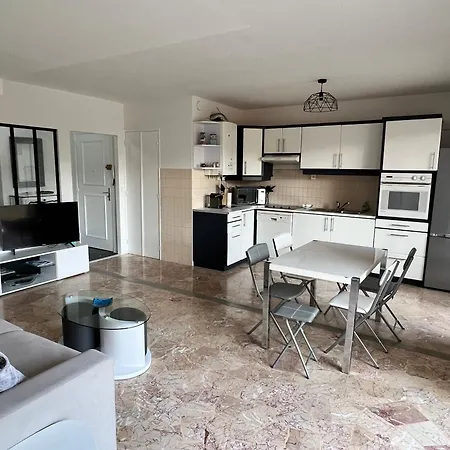 Belle Arboree, Climatise, Piscine, A 500m De La Appartement