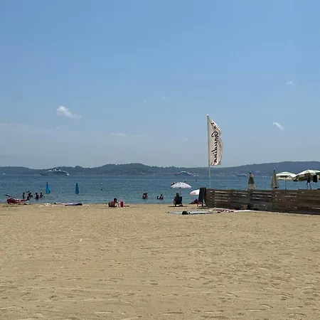 Belle Arboree, Climatise, Piscine, A 500m De La Appartement *