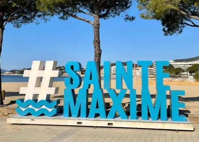 Belle Résidence Arborée, Climatisé, Piscine, à 500m De La Appartement *